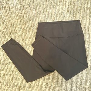 25” Wonder Under Lululemon Leggings Black Size 10